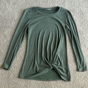 Long sleeved top